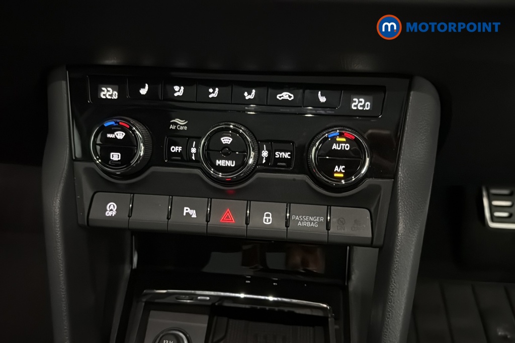 Skoda Karoq Sportline Edition Automatic Petrol SUV - Stock Number (1679907) - 12th supplementary image