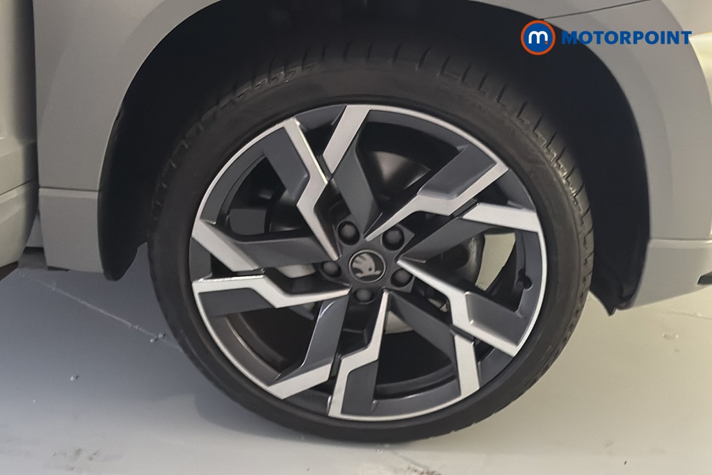 Skoda Karoq Sportline Edition Automatic Petrol SUV - Stock Number (1679907) - 47th supplementary image