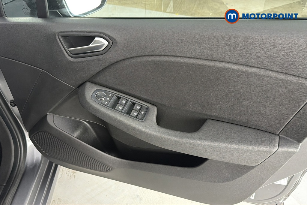 Renault Clio Evolution Manual Petrol Hatchback - Stock Number (1680014) - 18th supplementary image