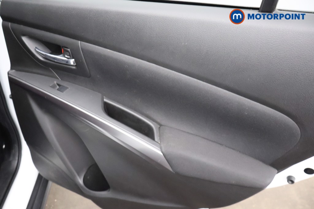 Suzuki S-Cross Motion Manual Petrol SUV - Stock Number (1680374) - 20th supplementary image