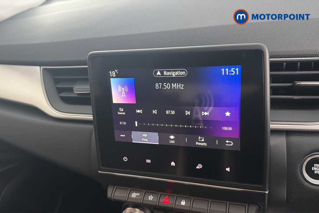 Renault Captur Techno Manual Petrol SUV - Stock Number (1680377) - 8th supplementary image
