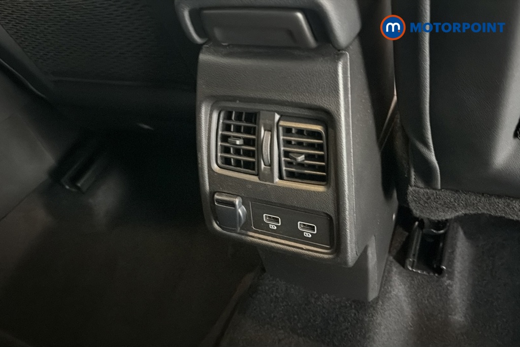 Renault Captur Techno Manual Petrol SUV - Stock Number (1680377) - 28th supplementary image