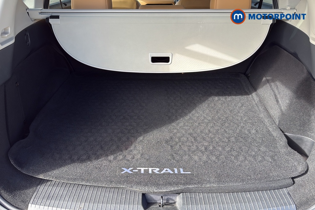 Nissan X-Trail Tekna-Plus Automatic Petrol-Electric Hybrid SUV - Stock Number (1680400) - 30th supplementary image