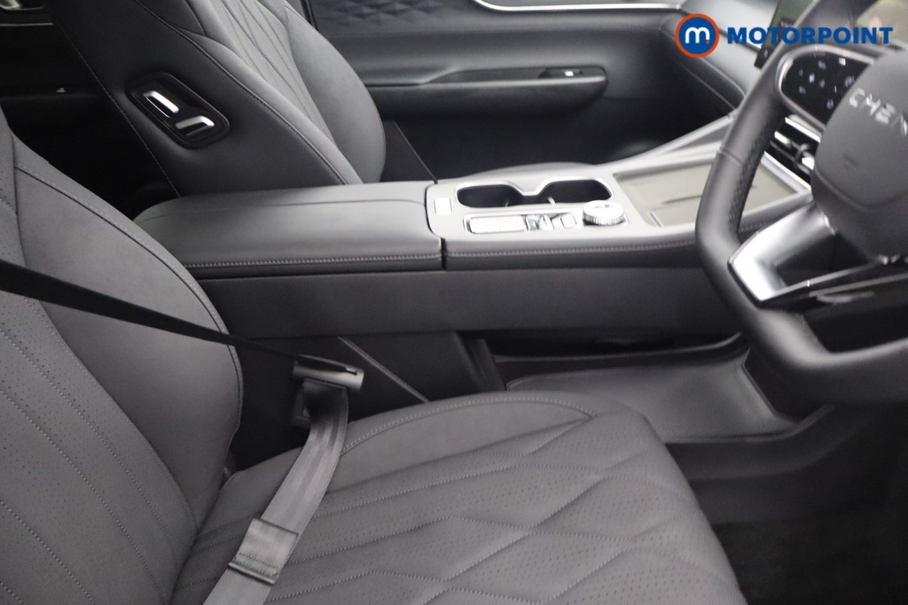 Chery Tiggo 8 Summit Automatic Petrol Plug-In Hybrid SUV - Stock Number (1680586) - 16th supplementary image