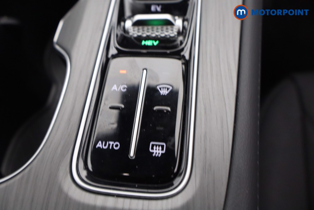 Chery Tiggo 8 Summit Automatic Petrol Plug-In Hybrid SUV - Stock Number (1680586) - 21st supplementary image