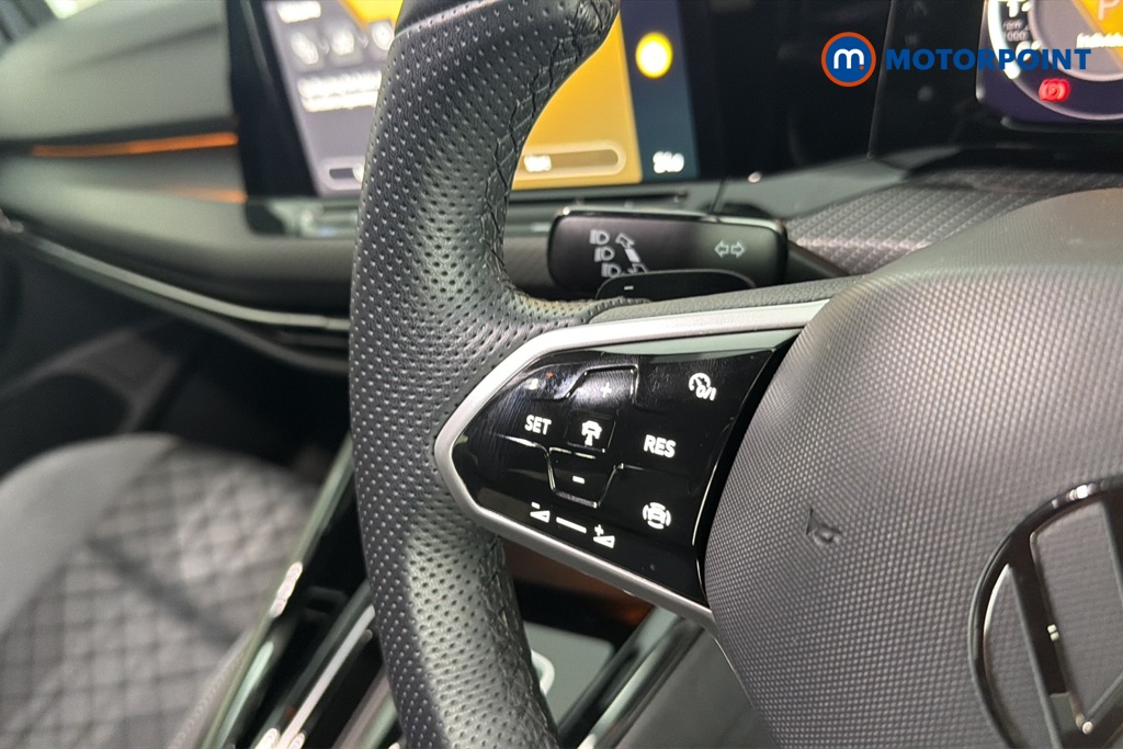Volkswagen Golf R-Line Automatic Petrol Hatchback - Stock Number (1680880) - 4th supplementary image