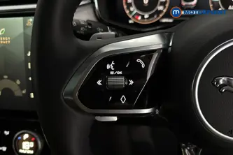Jaguar F-Pace R-Dynamic Se Black Automatic Diesel SUV - Stock Number (1681087) - 4th supplementary image