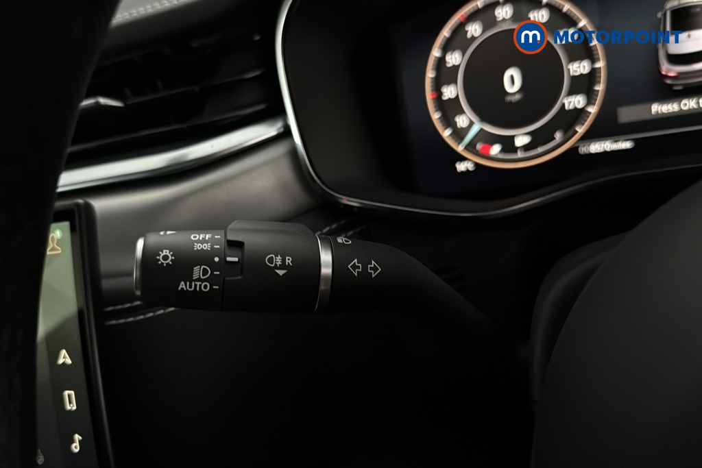 Jaguar F-Pace R-Dynamic Se Black Automatic Diesel SUV - Stock Number (1681087) - 5th supplementary image