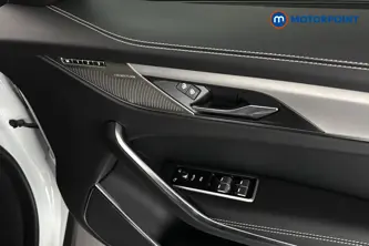 Jaguar F-Pace R-Dynamic Se Black Automatic Diesel SUV - Stock Number (1681087) - 19th supplementary image