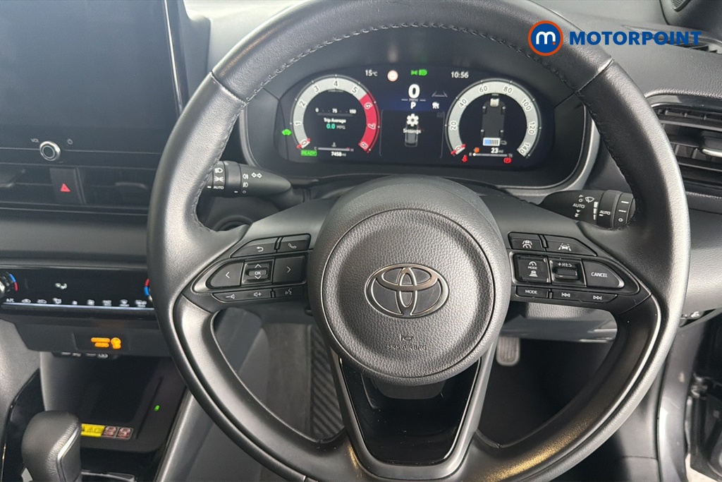 Toyota Yaris Excel Automatic Petrol-Electric Hybrid Hatchback - Stock Number (1681112) - 2nd supplementary image