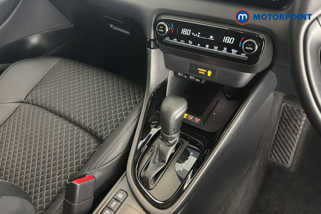 Toyota Yaris Excel Automatic Petrol-Electric Hybrid Hatchback - Stock Number (1681112) - 15th supplementary image
