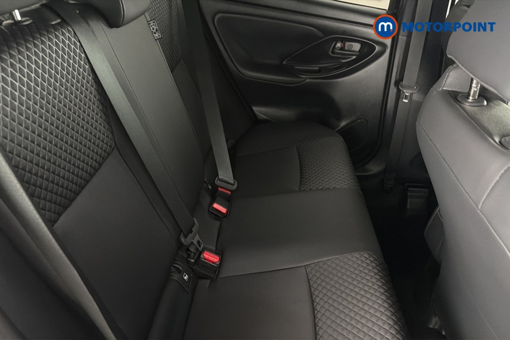 Toyota Yaris Excel Automatic Petrol-Electric Hybrid Hatchback - Stock Number (1681112) - 25th supplementary image