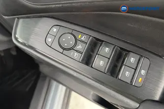 Nissan Qashqai Acenta Premium Manual Petrol SUV - Stock Number (1681181) - 19th supplementary image