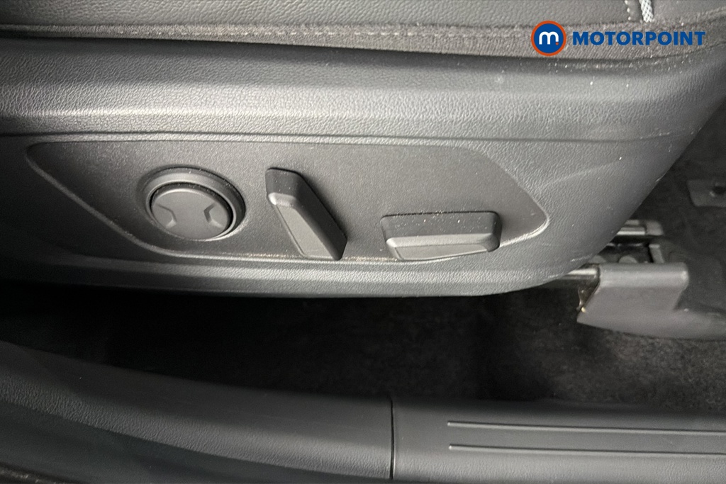 Hyundai Tucson Ultimate Automatic Petrol-Electric Hybrid SUV - Stock Number (1681413) - 23rd supplementary image