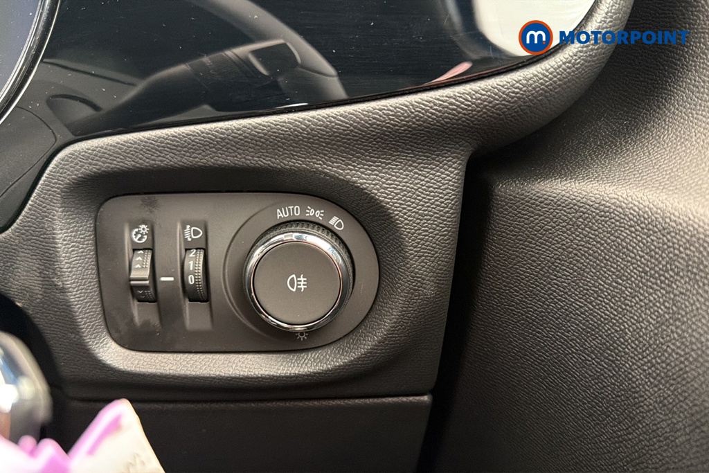 Vauxhall Corsa YES Manual Petrol Hatchback - Stock Number (1639786) - 11th supplementary image