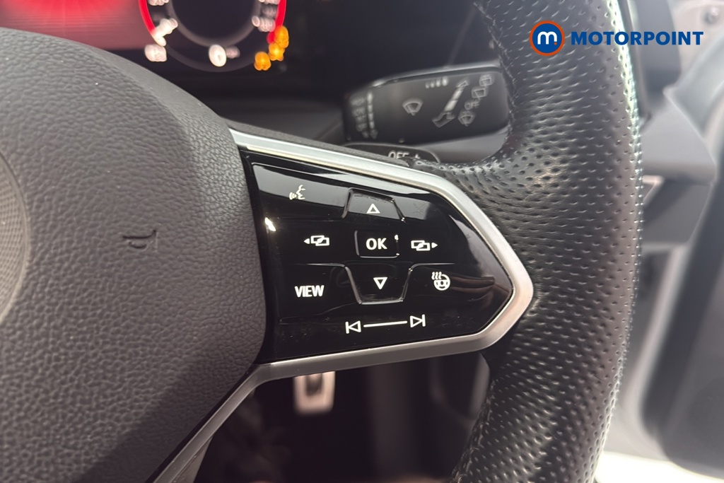 Volkswagen Golf GTD Automatic Diesel Hatchback - Stock Number (1660510) - 3rd supplementary image