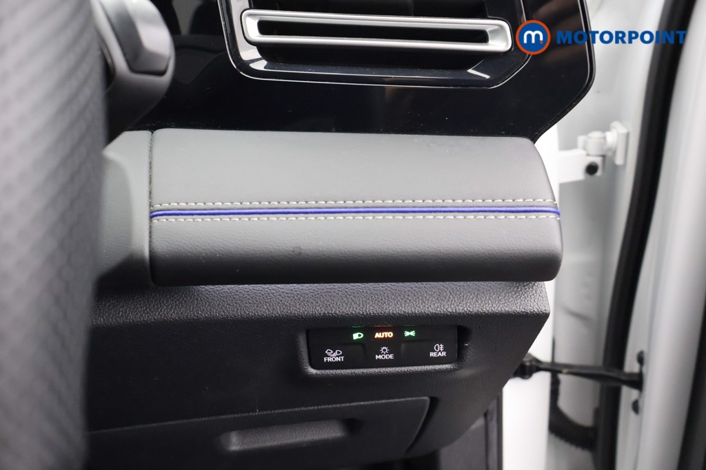 Volkswagen Tiguan R-Line Automatic Petrol Plug-In Hybrid SUV - Stock Number (1667400) - 7th supplementary image
