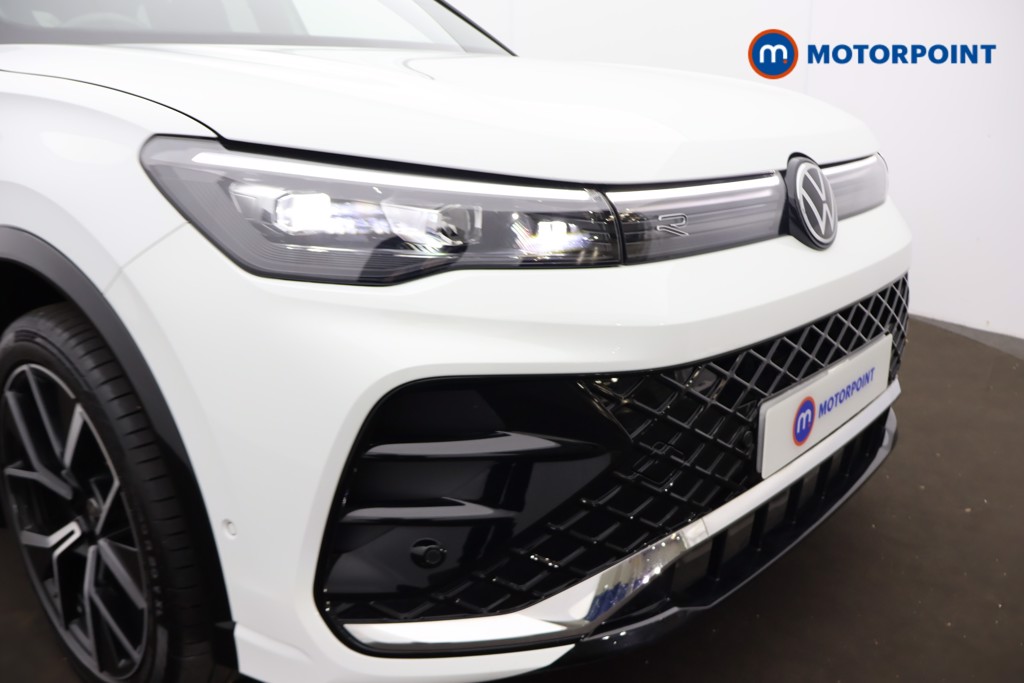 Volkswagen Tiguan R-Line Automatic Petrol Plug-In Hybrid SUV - Stock Number (1667400) - 30th supplementary image