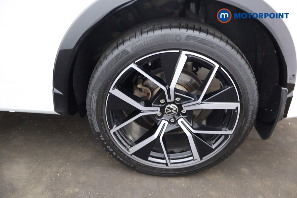 Volkswagen Tiguan R-Line Automatic Petrol Plug-In Hybrid SUV - Stock Number (1667400) - 35th supplementary image
