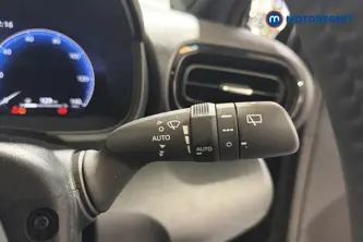 Toyota Yaris Cross Excel Automatic Petrol-Electric Hybrid Estate - Stock Number (1668714) - 6th supplementary image