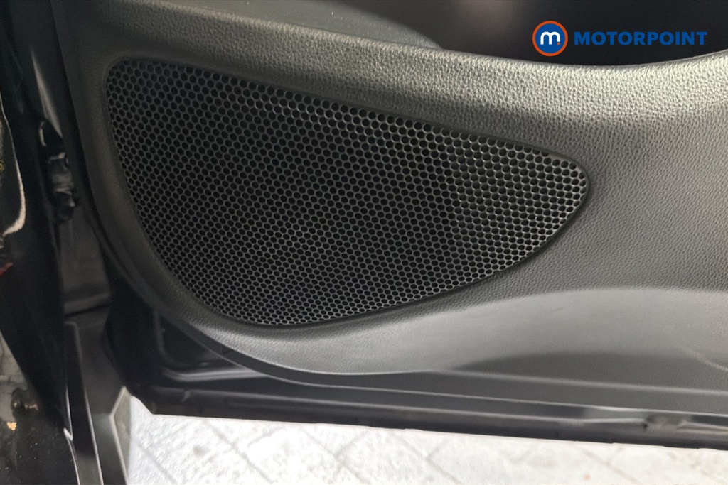 Toyota Yaris Cross Excel Automatic Petrol-Electric Hybrid Estate - Stock Number (1668714) - 21st supplementary image