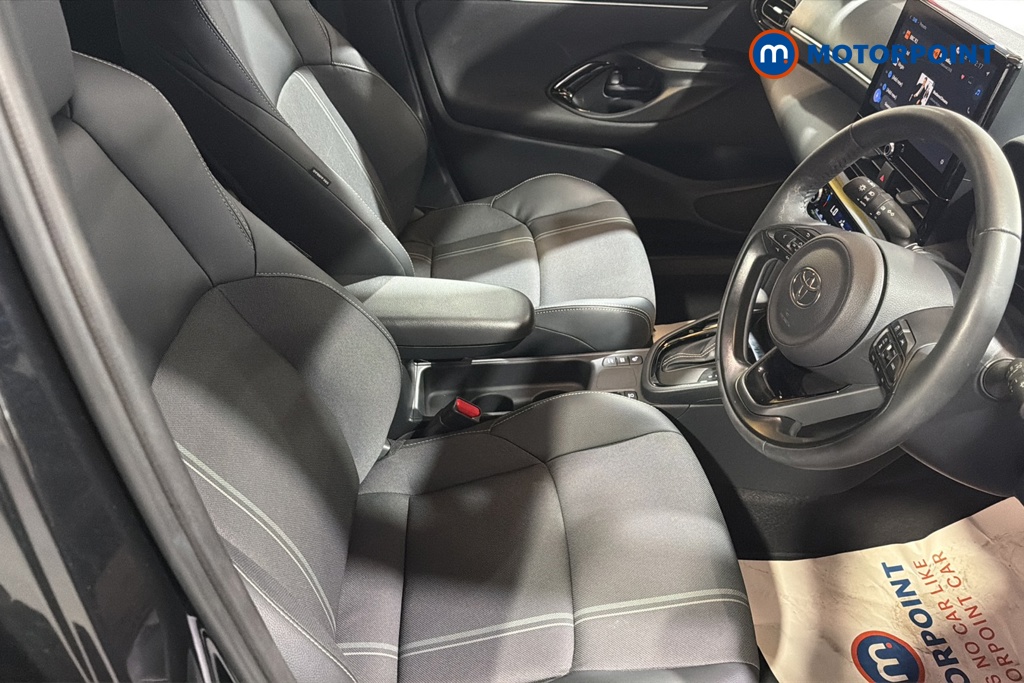 Toyota Yaris Cross Excel Automatic Petrol-Electric Hybrid Estate - Stock Number (1668714) - 22nd supplementary image