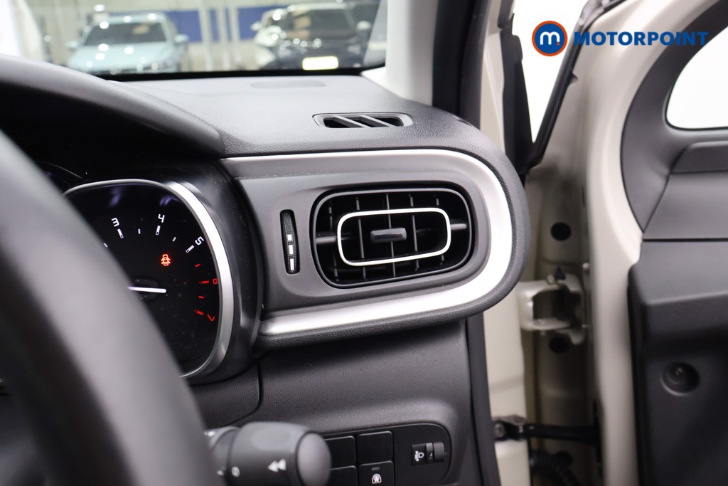 Citroen C3 MAX Manual Petrol Hatchback - Stock Number (1670590) - 8th supplementary image