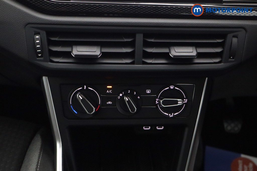 Volkswagen Polo Life Manual Petrol Hatchback - Stock Number (1672284) - 5th supplementary image