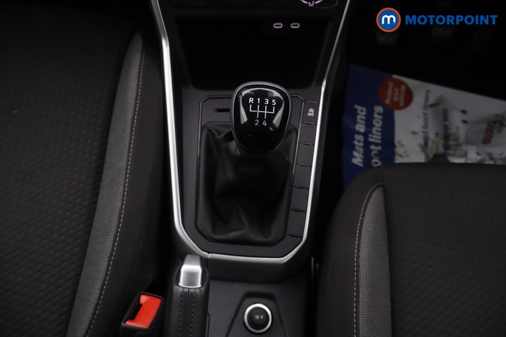 Volkswagen Polo Life Manual Petrol Hatchback - Stock Number (1672284) - 7th supplementary image