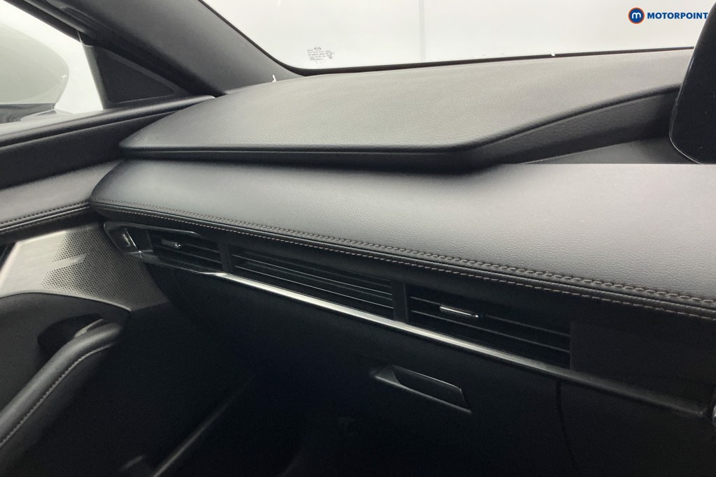 Mazda 3 Exclusive-Line Automatic Petrol Hatchback - Stock Number (1672969) - 18th supplementary image