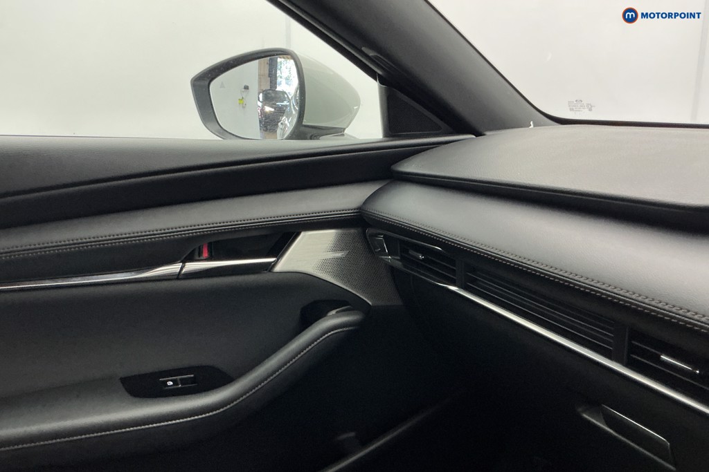Mazda 3 Exclusive-Line Automatic Petrol Hatchback - Stock Number (1672969) - 19th supplementary image