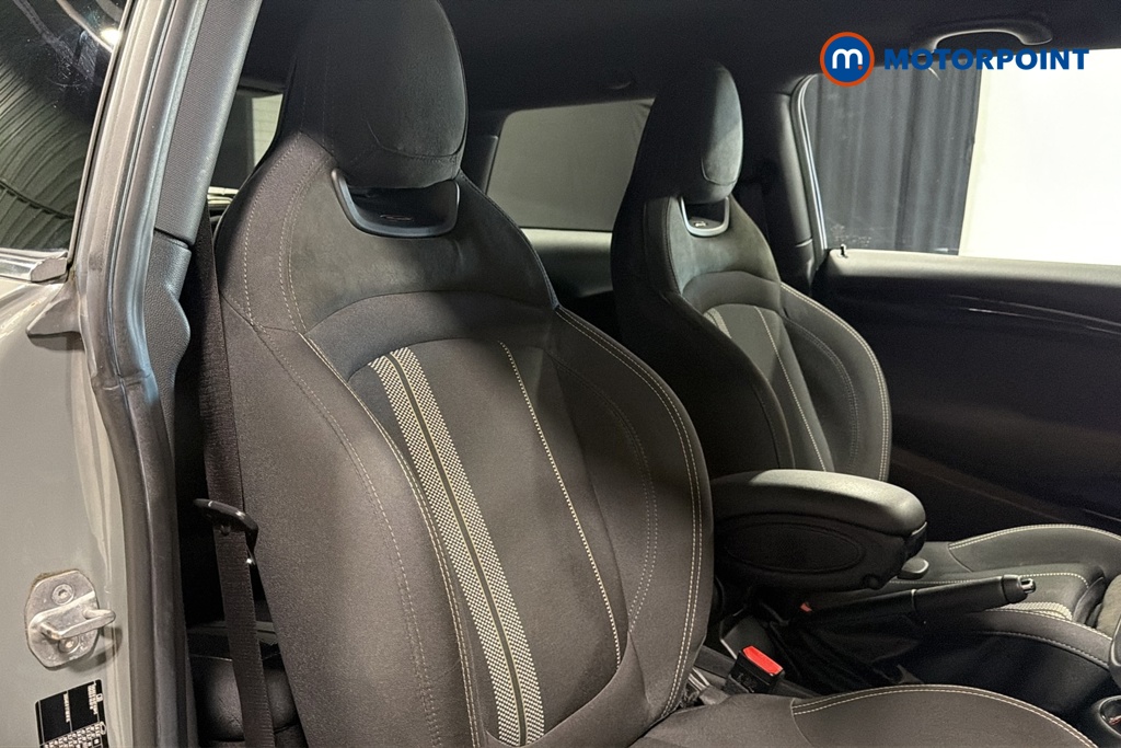 Mini Hatchback Cooper S Sport Automatic Petrol Hatchback - Stock Number (1674365) - 22nd supplementary image