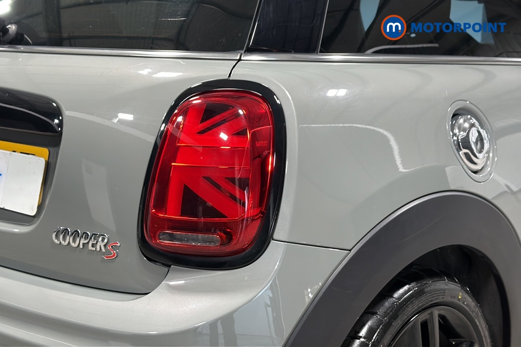 Mini Hatchback Cooper S Sport Automatic Petrol Hatchback - Stock Number (1674365) - 36th supplementary image