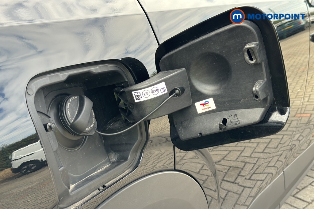 Peugeot 3008 GT Automatic Petrol SUV - Stock Number (1675428) - 41st supplementary image