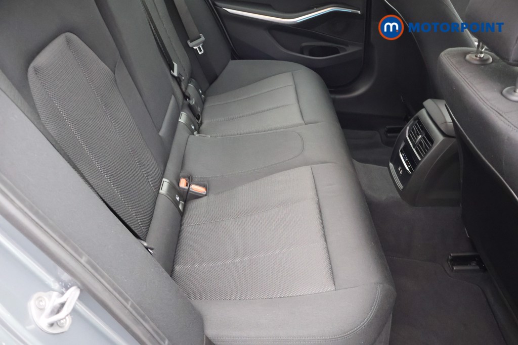 BMW 3 Series Sport Automatic Petrol Plug-In Hybrid Saloon - Stock Number (1675969) - 17th supplementary image