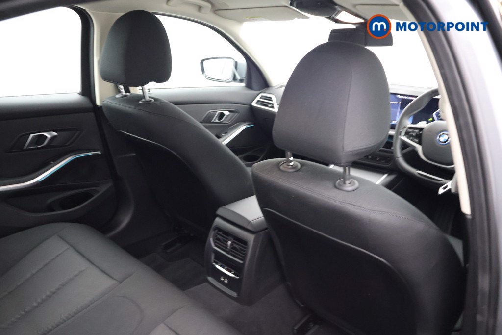 BMW 3 Series Sport Automatic Petrol Plug-In Hybrid Saloon - Stock Number (1675969) - 18th supplementary image