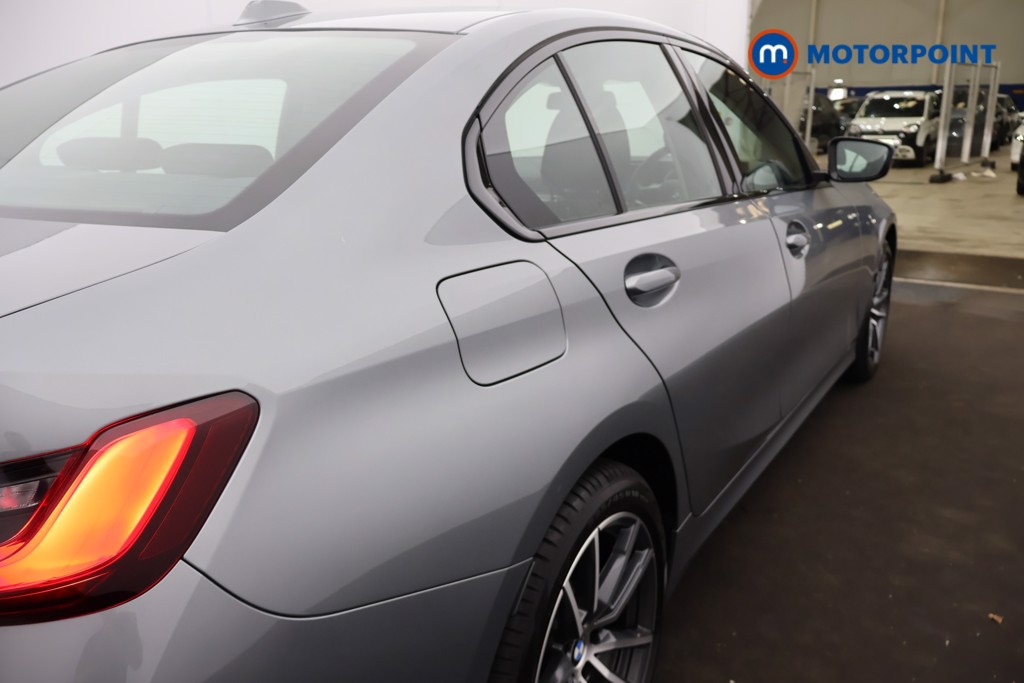 BMW 3 Series Sport Automatic Petrol Plug-In Hybrid Saloon - Stock Number (1675969) - 24th supplementary image