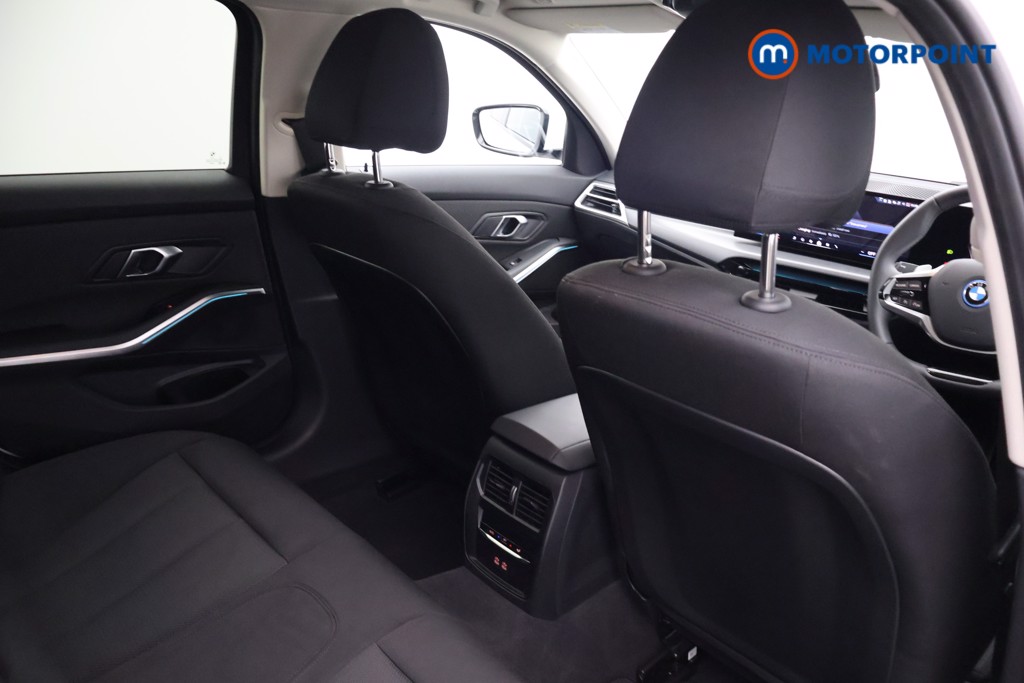 BMW 3 Series Sport Automatic Petrol Plug-In Hybrid Estate - Stock Number (1675970) - 22nd supplementary image