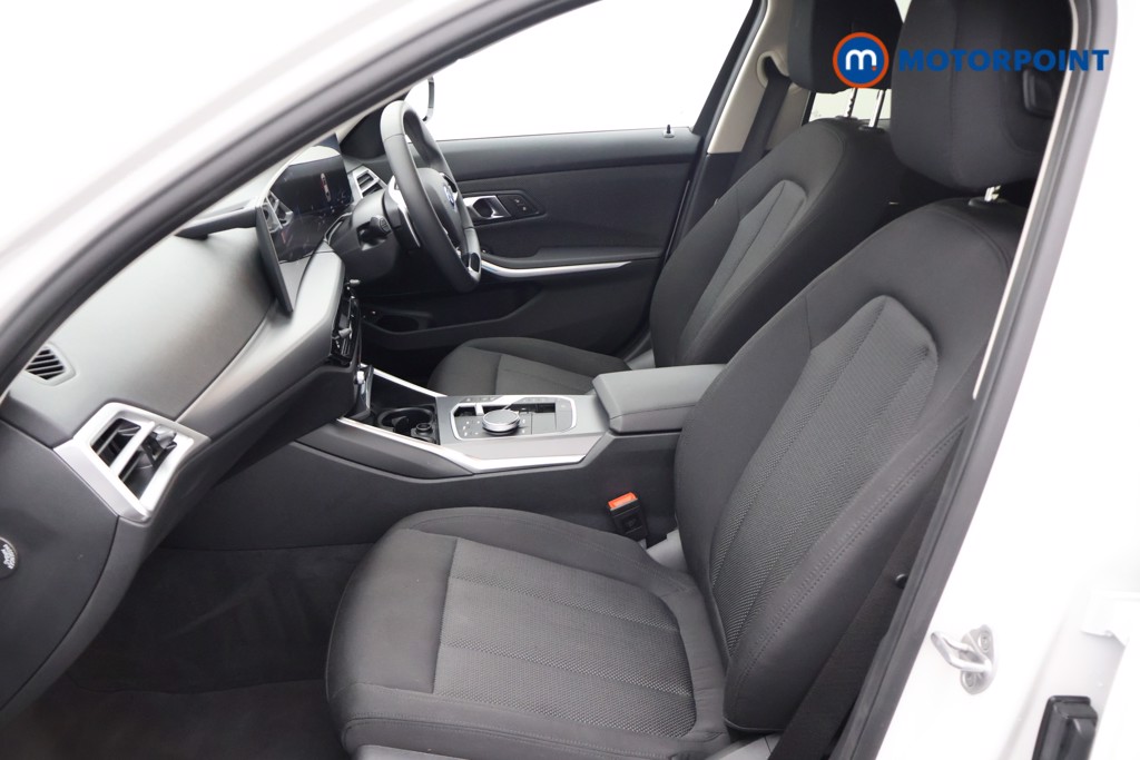 BMW 3 Series Sport Automatic Petrol Plug-In Hybrid Estate - Stock Number (1675970) - 25th supplementary image