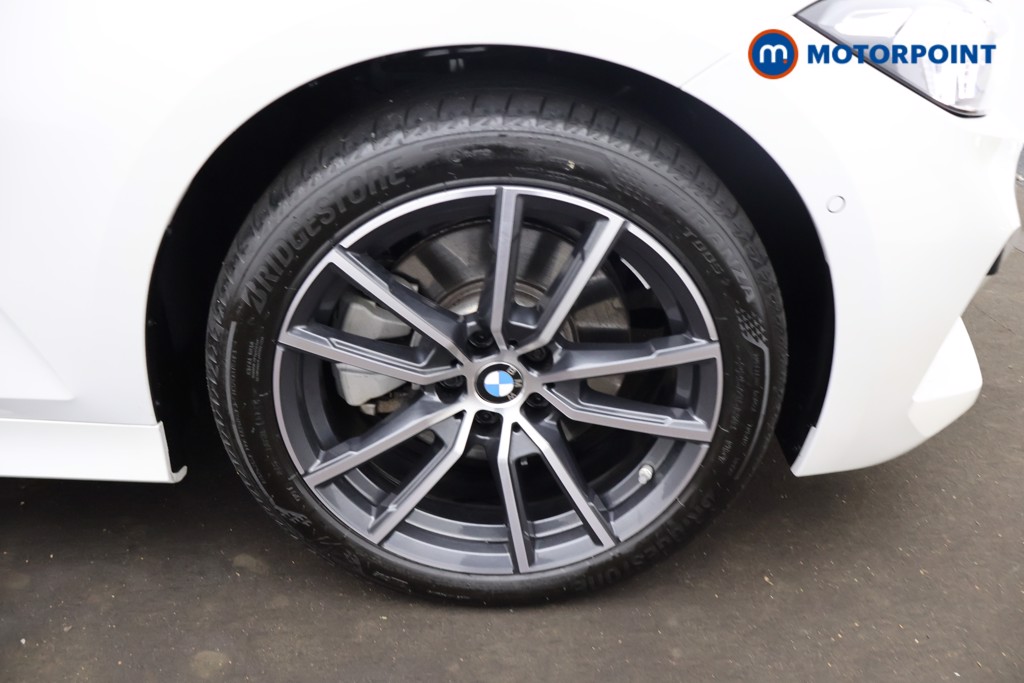BMW 3 Series Sport Automatic Petrol Plug-In Hybrid Estate - Stock Number (1675970) - 32nd supplementary image