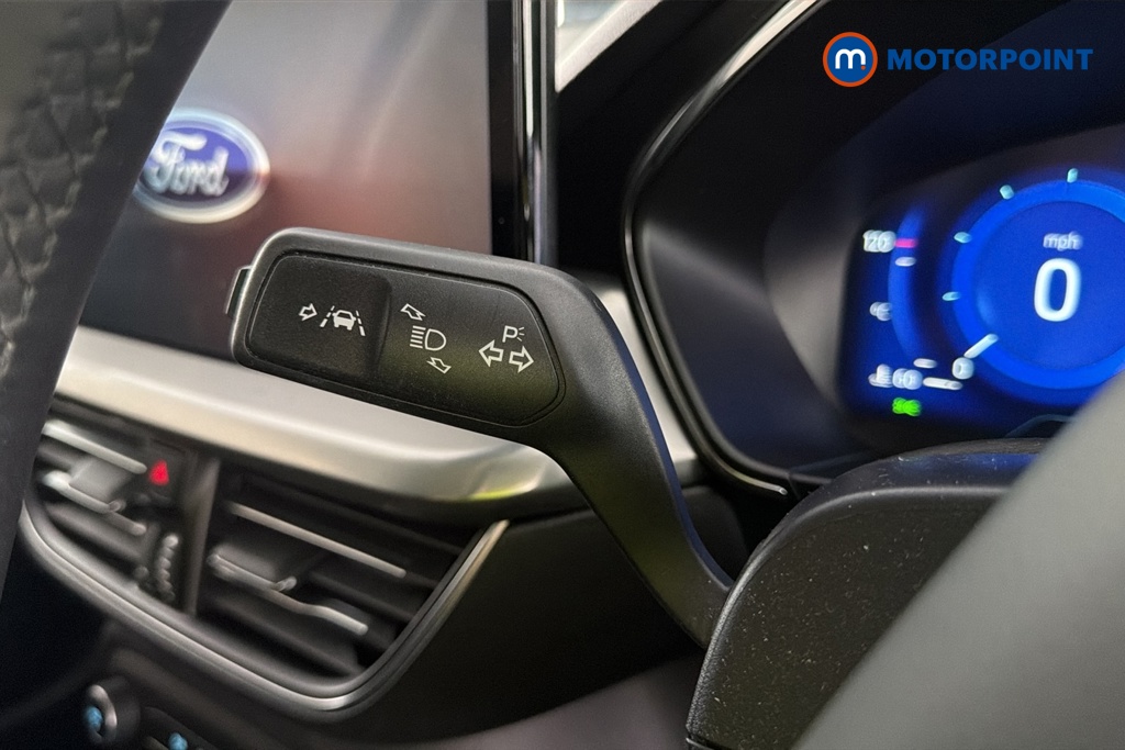 Ford Focus Titanium X Manual Petrol Hatchback - Stock Number (1676030) - 5th supplementary image
