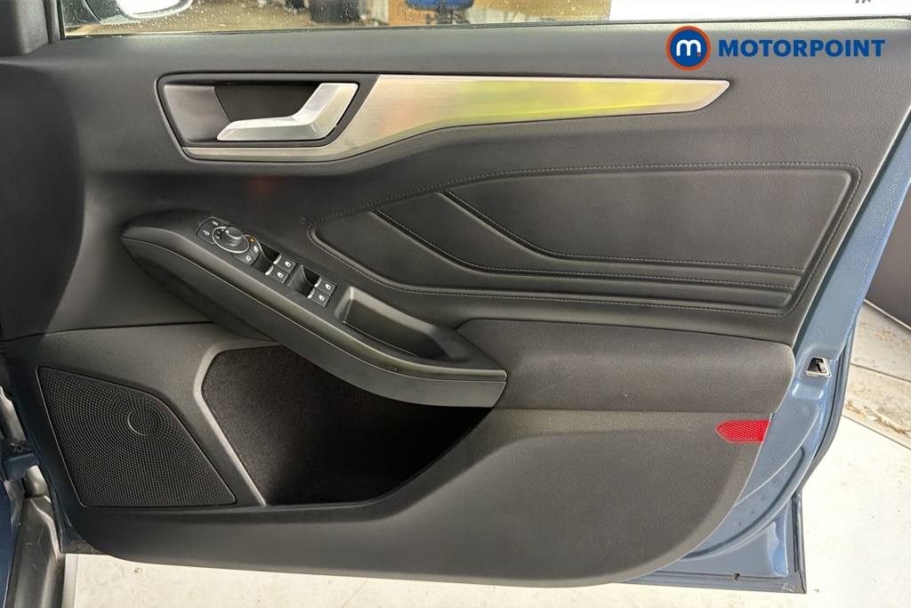 Ford Focus Titanium X Manual Petrol Hatchback - Stock Number (1676030) - 18th supplementary image