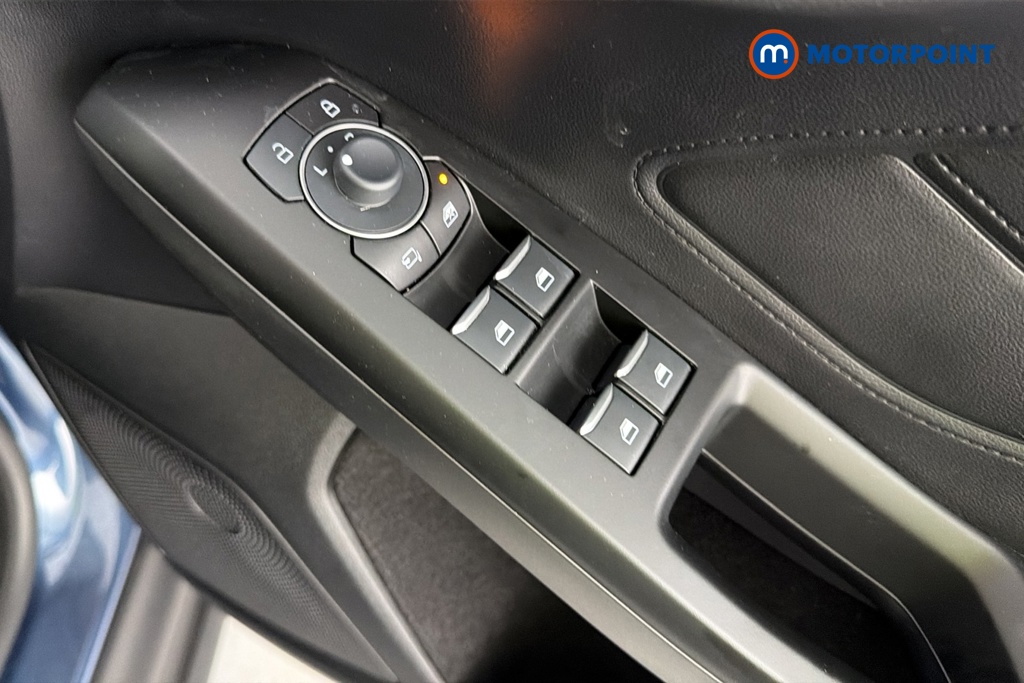 Ford Focus Titanium X Manual Petrol Hatchback - Stock Number (1676030) - 19th supplementary image