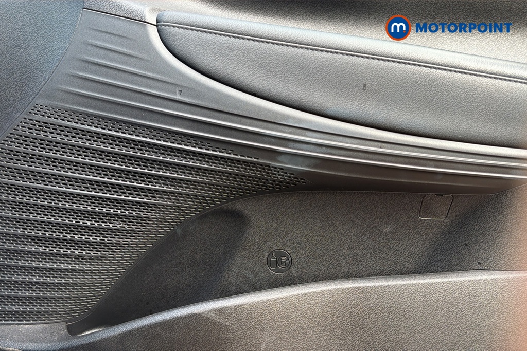 Hyundai Bayon Premium Automatic Petrol SUV - Stock Number (1677179) - 21st supplementary image