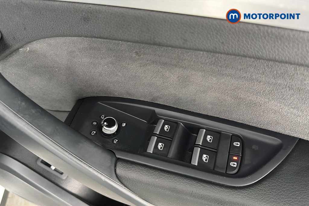 Audi Q5 S Line Automatic Petrol SUV - Stock Number (1677261) - 19th supplementary image