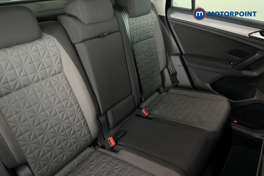 Volkswagen Tiguan Life Automatic Petrol SUV - Stock Number (1677345) - 25th supplementary image