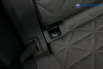 Volkswagen Tiguan Life Automatic Petrol SUV - Stock Number (1677345) - 27th supplementary image
