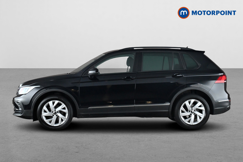 Volkswagen Tiguan Life Automatic Petrol SUV - Stock Number (1677345) - Drivers side