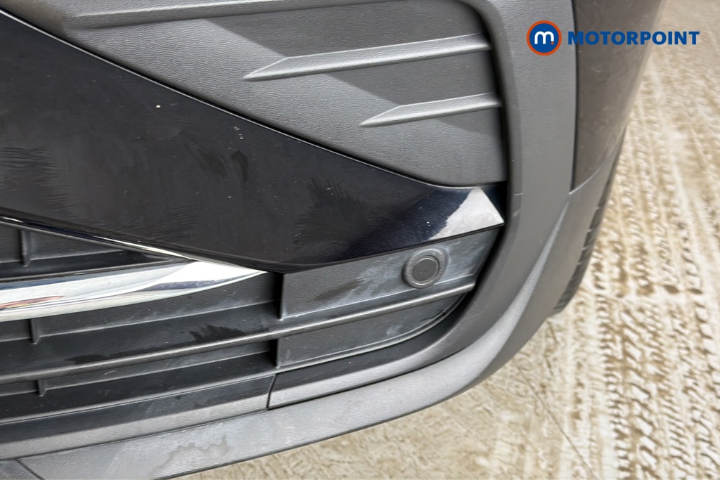 Volkswagen Tiguan Life Automatic Petrol SUV - Stock Number (1677345) - 38th supplementary image