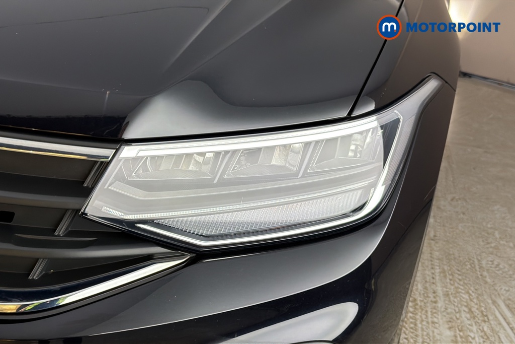Volkswagen Tiguan Life Automatic Petrol SUV - Stock Number (1677345) - 42nd supplementary image
